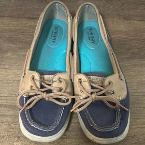 Sperry boat shoes
